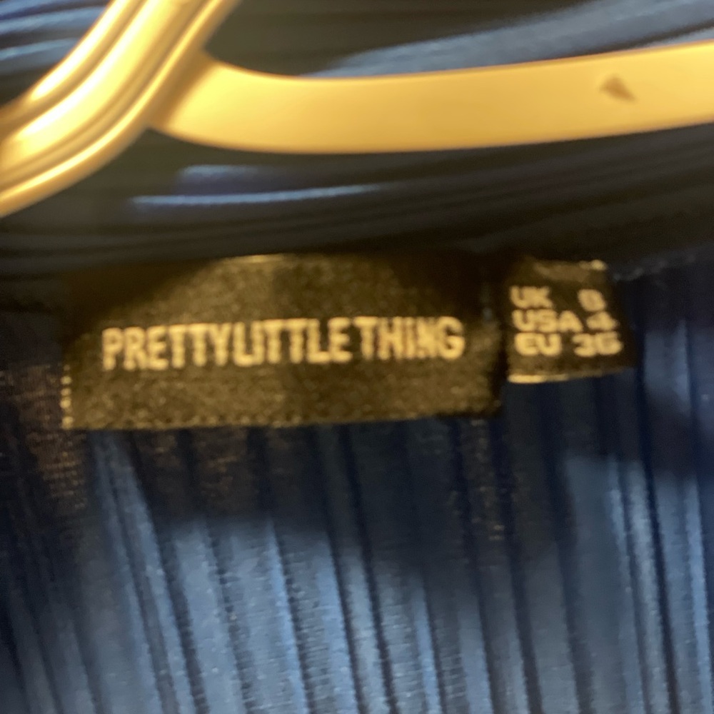 PrettyLittleThing Royal Blue Ribbed Top - Picture 4 of 4